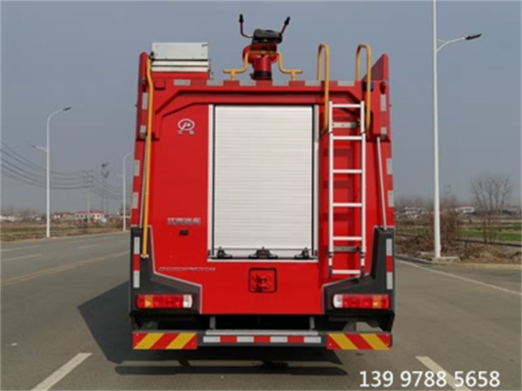 JDF5330GXFPM170CA6型泡沫消防車5.jpg